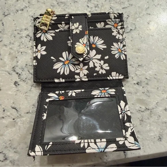 Steve Madden Floral Card Holder Wallet Black Daisy Print Zip Coin - Picture 3 of 8